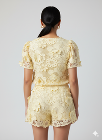Set short flores